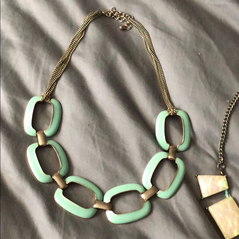 Nice statement necklace